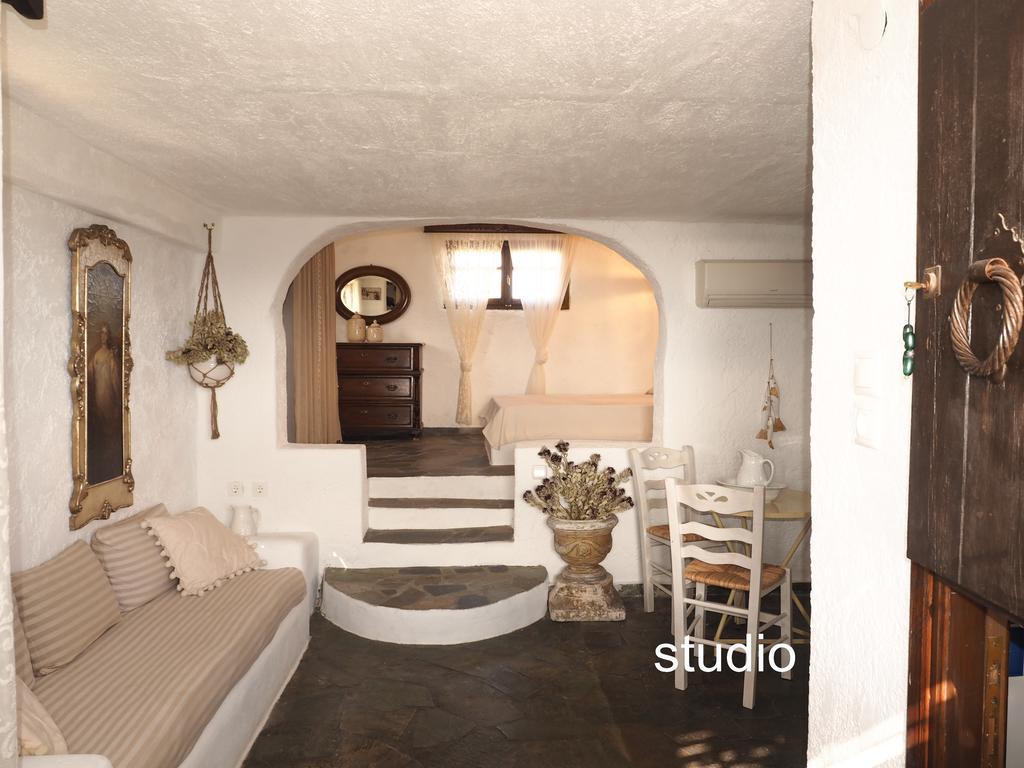 Anastasia'S Windmill And Anastasia'S Studio Plaka  Exterior foto